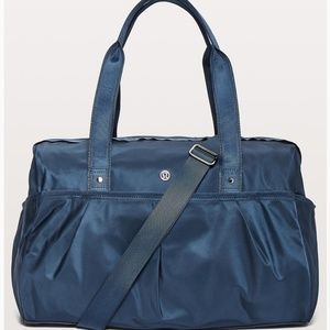 Lululemon All Day Duffel 31L